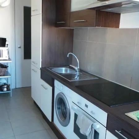 Apartmán 2 Pieces, Centre Ville, 50 Metres Plages Et Mer. Menton