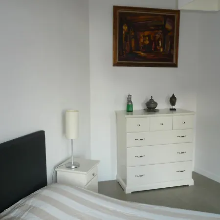 Apartmán 2 Pieces, Centre Ville, 50 Metres Plages Et Mer. Menton