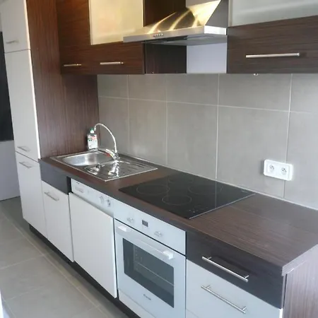 Апартаменты 2 Pieces, Centre Ville, 50 Metres Plages Et Mer. *