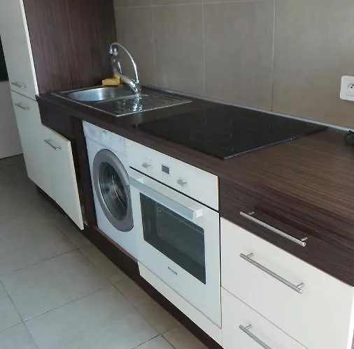 Apartment 2 Pieces, Centre Ville, 50 Metres Plages Et Mer. Menton